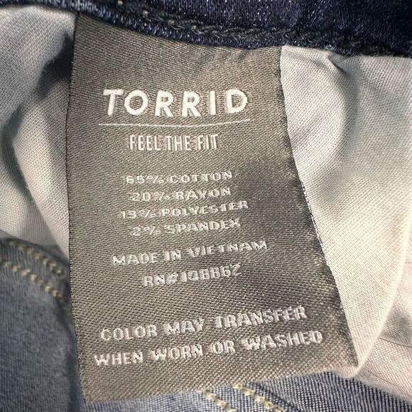 Torrid Denim Super Soft Jegging sz 26 Tall - Picture 6 of 7